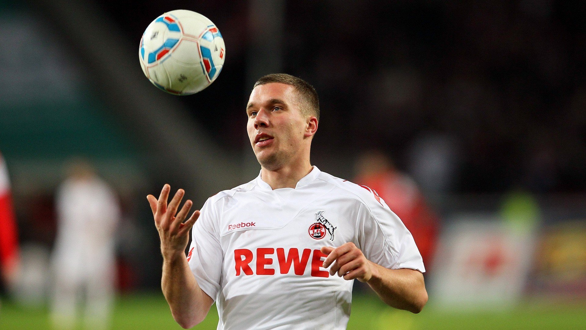 东亚杯中国青年队战平 球迷期待未来突破，东亚杯2021举办中国